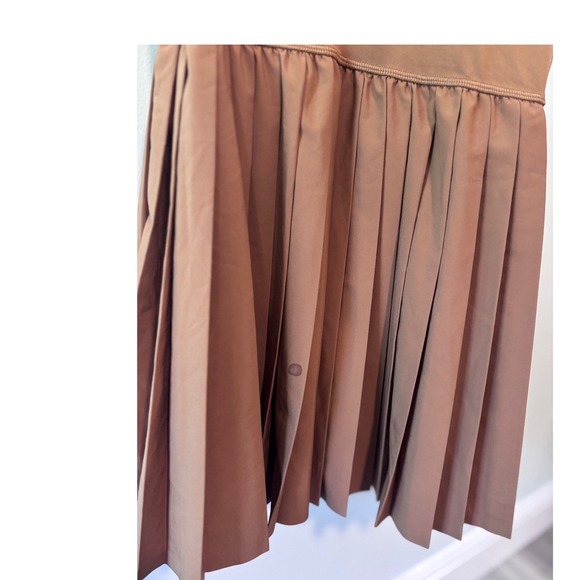 OFFLINE By Aerie You Serve Pleated Dress Size Medium - Picture 8 of 11
